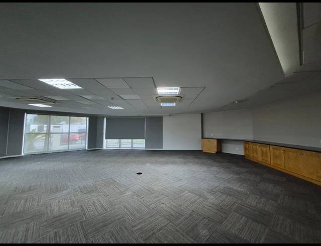 3,495M² OFFICE TO LET IN ILLOVO